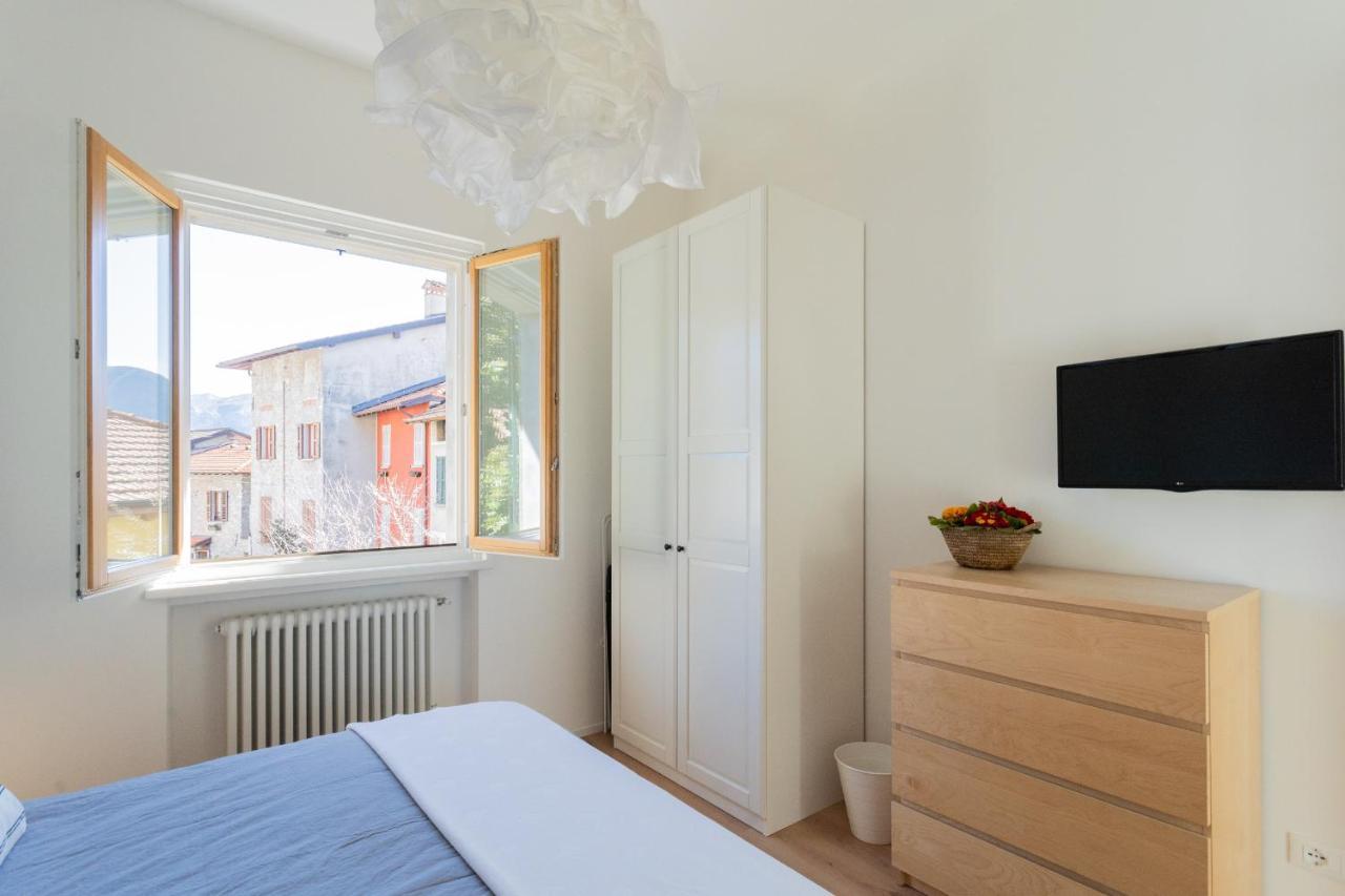 Lovely Corner In The Heart Of The Lake By Rent All Como Exteriér fotografie