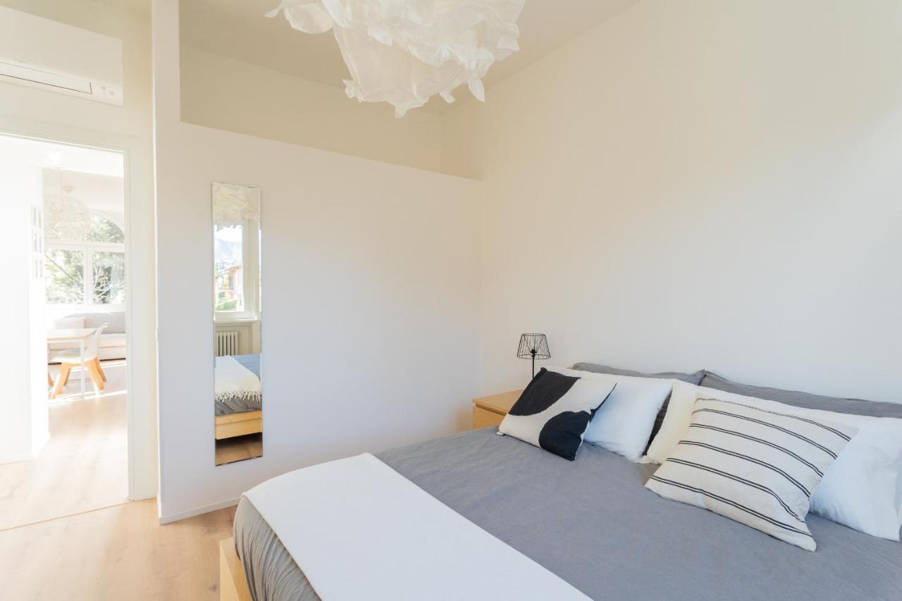Lovely Corner In The Heart Of The Lake By Rent All Como Exteriér fotografie