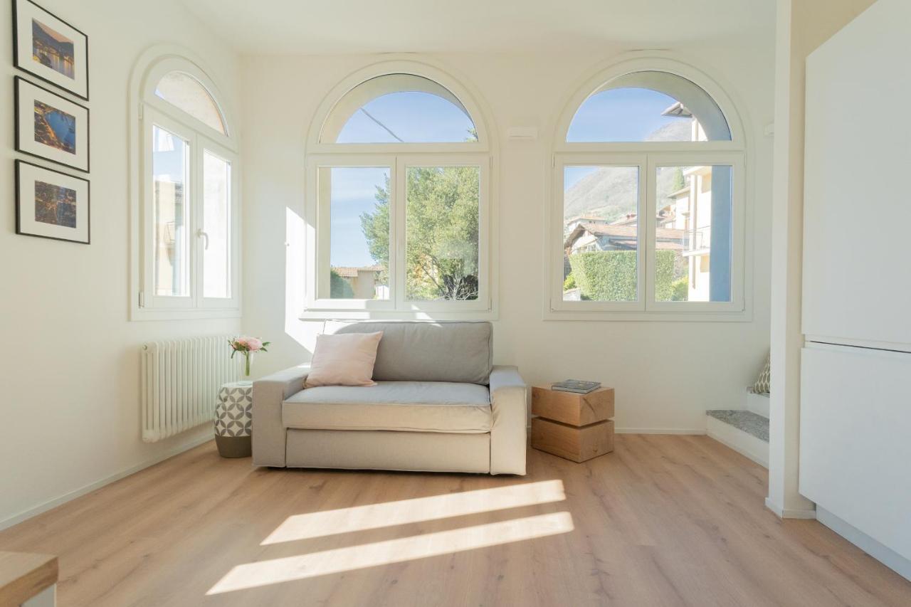 Lovely Corner In The Heart Of The Lake By Rent All Como Exteriér fotografie